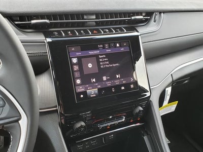 2025 Jeep Grand Cherokee GRAND CHEROKEE LAREDO 4X4