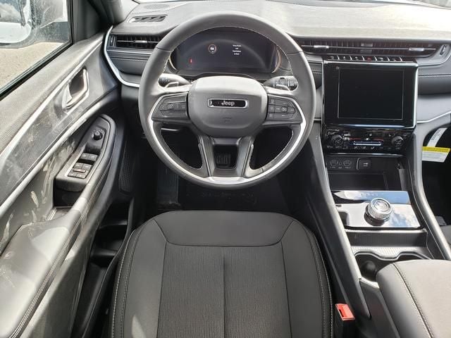 2026 Jeep Grand Cherokee GRAND CHEROKEE LAREDO X 4X4