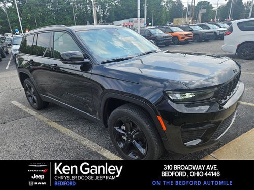 2022 Jeep Grand Cherokee Altitude