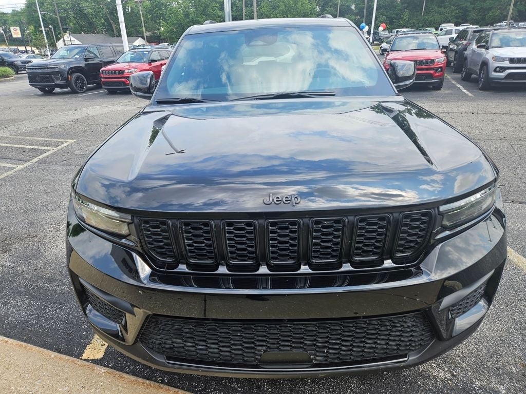 2022 Jeep Grand Cherokee Altitude
