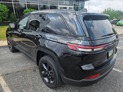 2022 Jeep Grand Cherokee Altitude