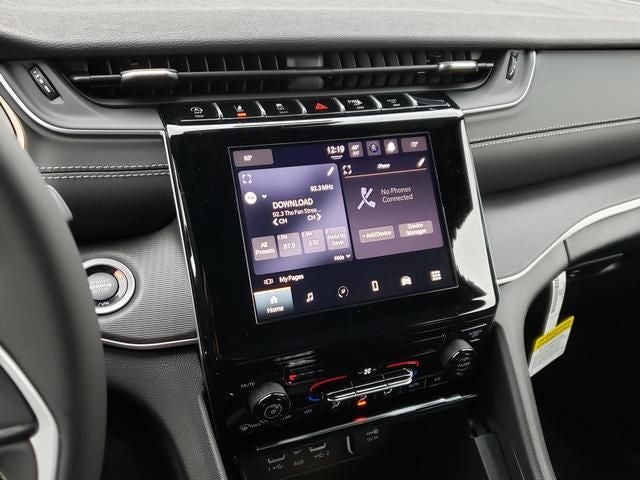 2025 Jeep Grand Cherokee GRAND CHEROKEE LAREDO 4X4