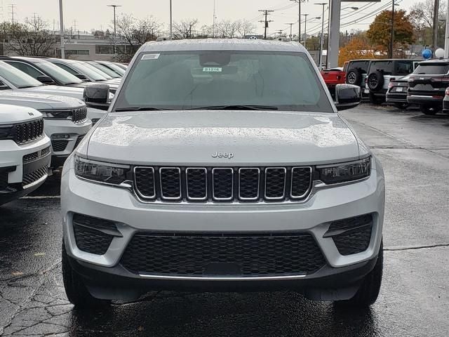 2025 Jeep Grand Cherokee GRAND CHEROKEE LAREDO 4X4