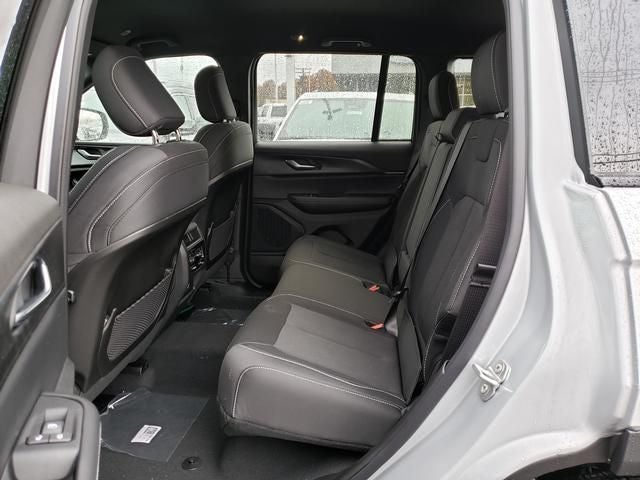 2025 Jeep Grand Cherokee GRAND CHEROKEE LAREDO 4X4