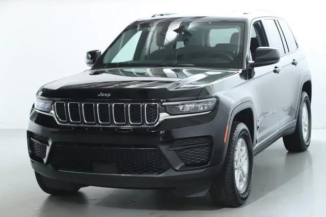 2023 Jeep Grand Cherokee Laredo 4x4