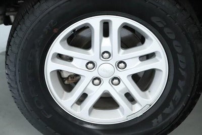 2023 Jeep Grand Cherokee Laredo 4x4