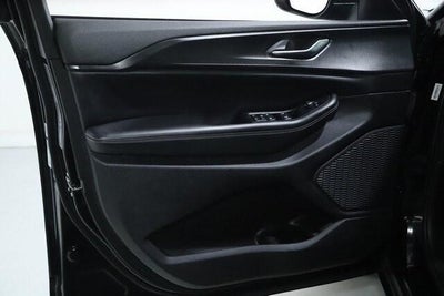 2023 Jeep Grand Cherokee Laredo 4x4