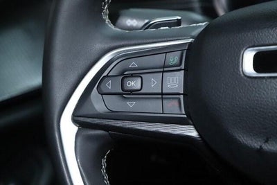 2023 Jeep Grand Cherokee Laredo 4x4