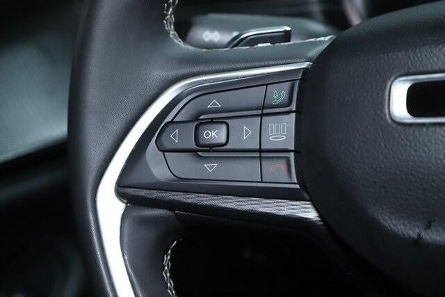 2023 Jeep Grand Cherokee Laredo 4x4