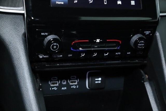 2023 Jeep Grand Cherokee Laredo 4x4