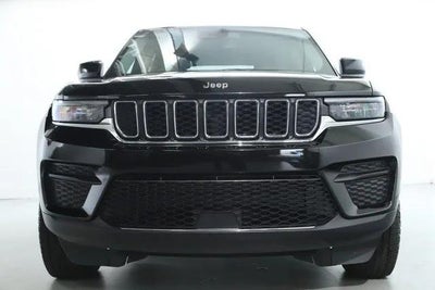 2023 Jeep Grand Cherokee Laredo 4x4