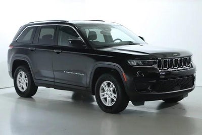 2023 Jeep Grand Cherokee Laredo 4x4