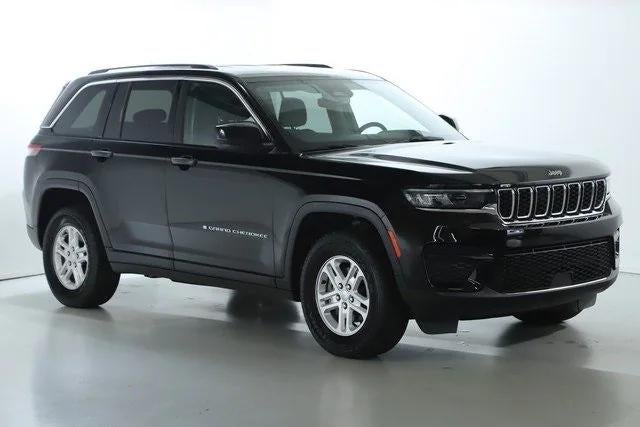 2023 Jeep Grand Cherokee Laredo 4x4