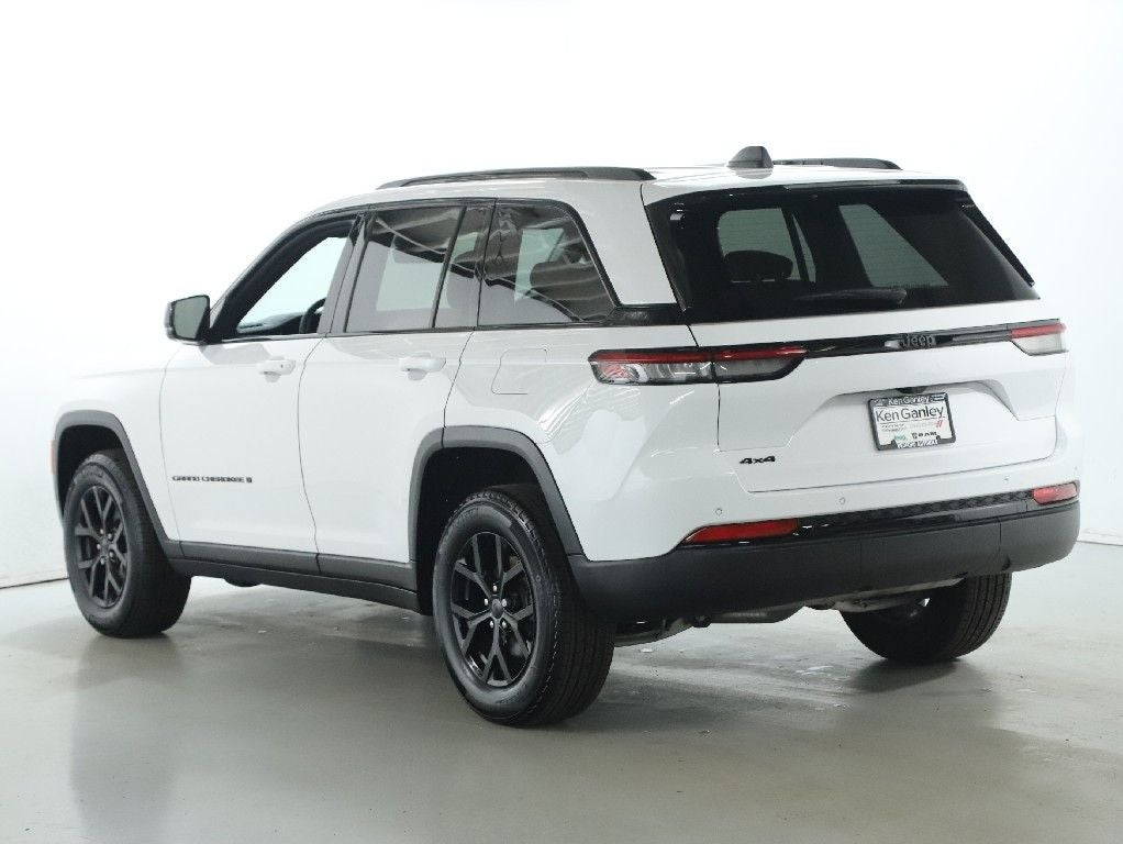 2025 Jeep Grand Cherokee Altitude X 4x4