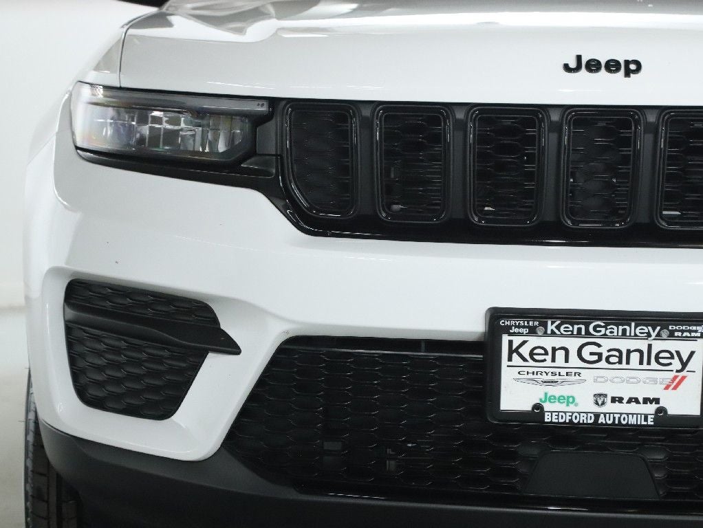 2025 Jeep Grand Cherokee Altitude X 4x4