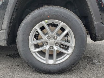 2026 Jeep Grand Cherokee GRAND CHEROKEE LAREDO X 4X4