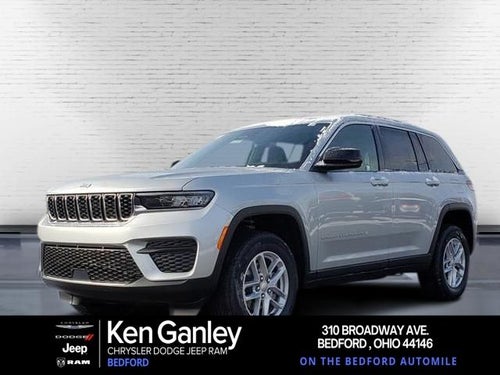 2025 Jeep Grand Cherokee GRAND CHEROKEE LAREDO X 4X4