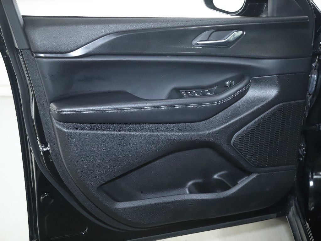 2025 Jeep Grand Cherokee Altitude X 4x4