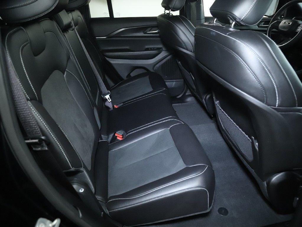 2025 Jeep Grand Cherokee Altitude X 4x4