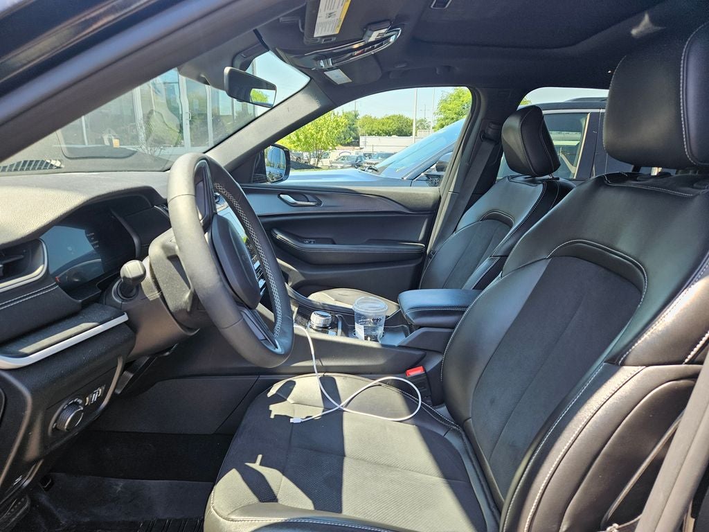 2025 Jeep Grand Cherokee Altitude X 4x4