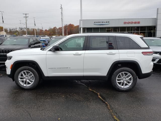 2025 Jeep Grand Cherokee GRAND CHEROKEE LAREDO X 4X4