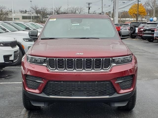 2025 Jeep Grand Cherokee GRAND CHEROKEE LAREDO X 4X4