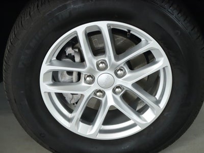 2025 Jeep Grand Cherokee Laredo X 4x4