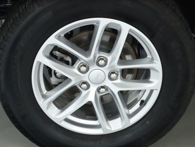 2025 Jeep Grand Cherokee Laredo X 4x4