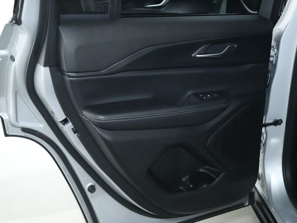 2025 Jeep Grand Cherokee Laredo X 4x4