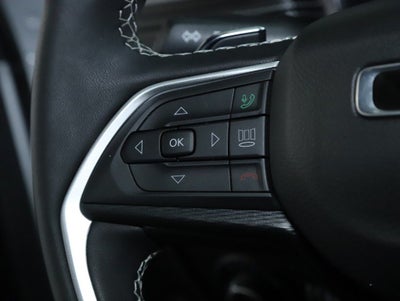 2025 Jeep Grand Cherokee Laredo X 4x4