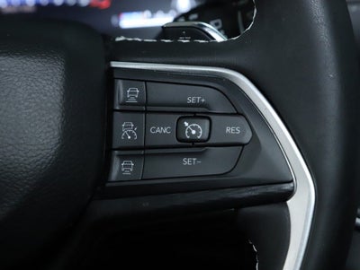 2025 Jeep Grand Cherokee Laredo X 4x4