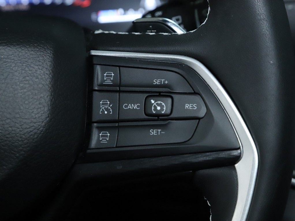 2025 Jeep Grand Cherokee Laredo X 4x4