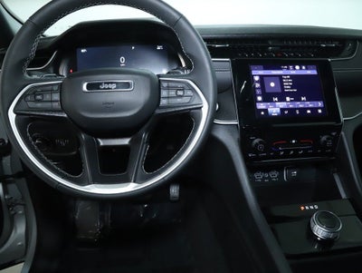 2025 Jeep Grand Cherokee Laredo X 4x4