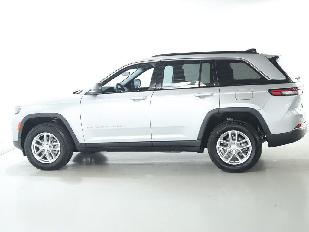 2025 Jeep Grand Cherokee Laredo X 4x4