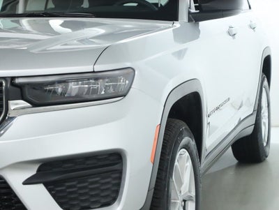 2025 Jeep Grand Cherokee Laredo X 4x4