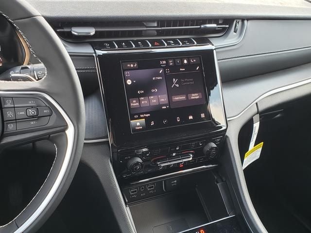 2026 Jeep Grand Cherokee GRAND CHEROKEE LAREDO X 4X4