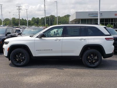 2026 Jeep Grand Cherokee GRAND CHEROKEE LAREDO ALTITUDE 4X4
