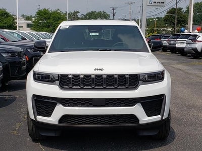 2026 Jeep Grand Cherokee GRAND CHEROKEE LAREDO ALTITUDE 4X4
