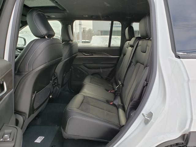 2026 Jeep Grand Cherokee GRAND CHEROKEE ALTITUDE 4X4