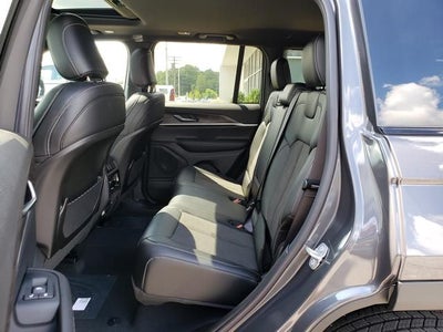 2026 Jeep Grand Cherokee GRAND CHEROKEE LAREDO ALTITUDE 4X4