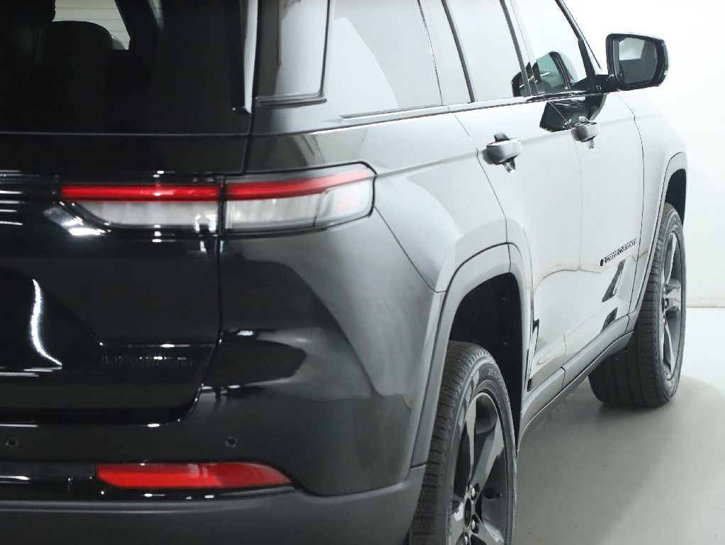 2025 Jeep Grand Cherokee Limited 4x4