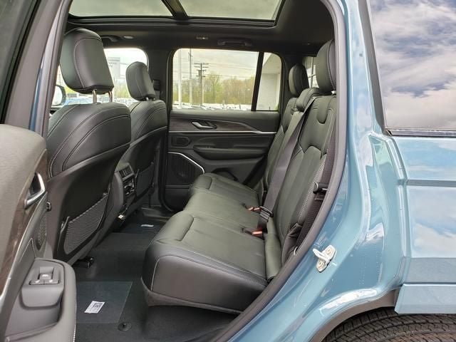 2026 Jeep Grand Cherokee GRAND CHEROKEE LIMITED RESERVE 4X4