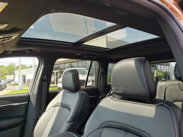 2027 Jeep Grand Cherokee Limited Reserve