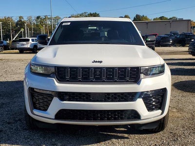 2027 Jeep Grand Cherokee GRAND CHEROKEE LIMITED RESERVE 4X4