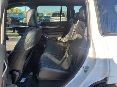 2027 Jeep Grand Cherokee GRAND CHEROKEE LIMITED RESERVE 4X4
