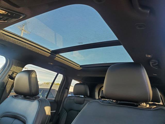 2027 Jeep Grand Cherokee GRAND CHEROKEE LIMITED RESERVE 4X4