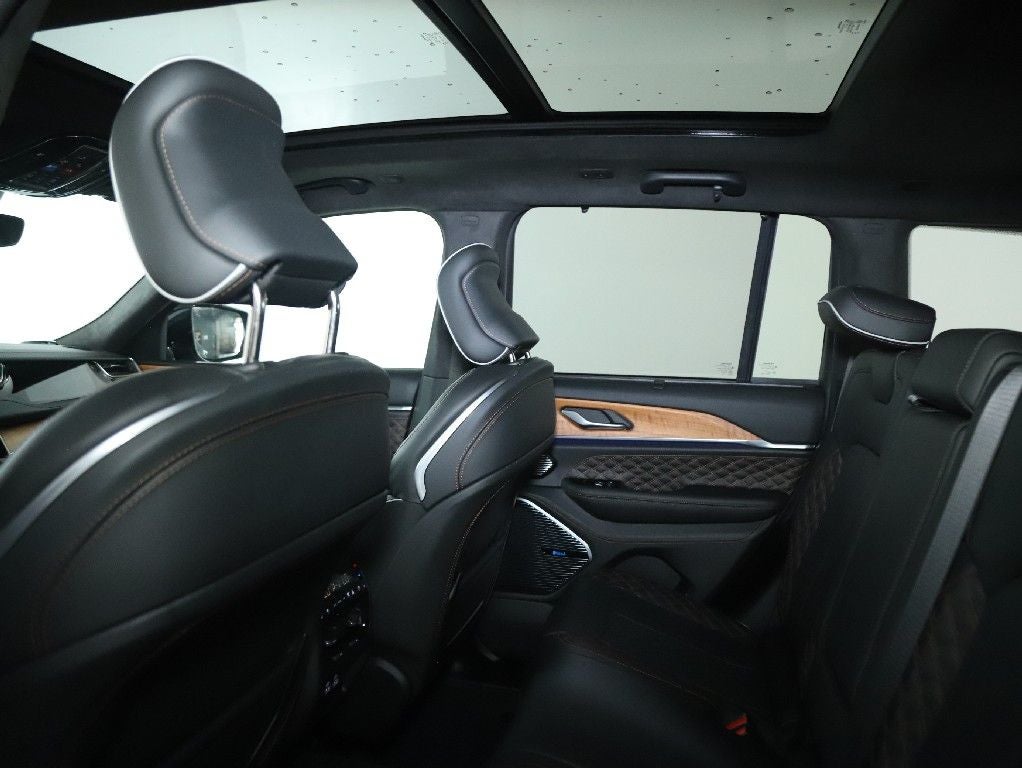2023 Jeep Grand Cherokee Summit Reserve 4x4