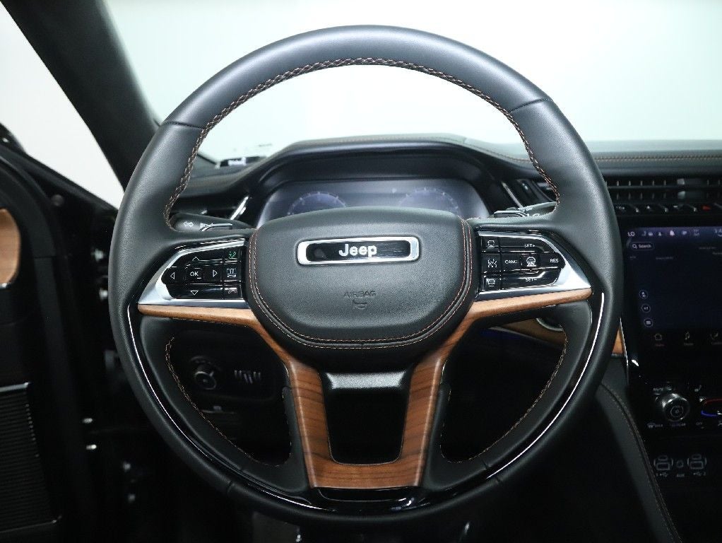 2023 Jeep Grand Cherokee Summit Reserve 4x4