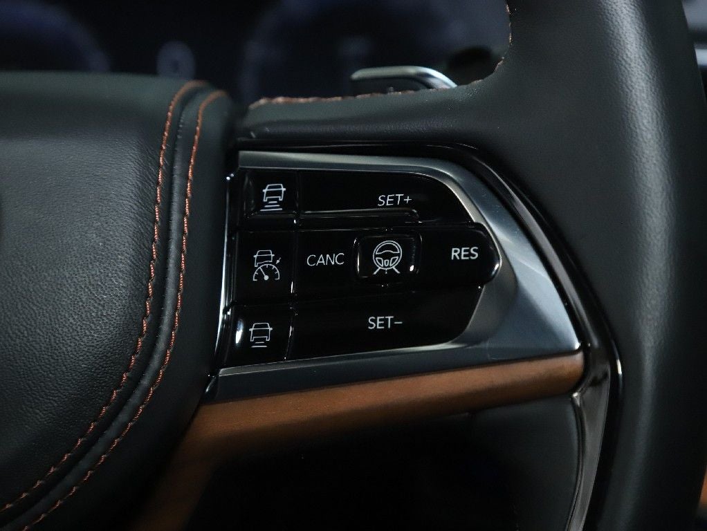 2023 Jeep Grand Cherokee Summit Reserve 4x4