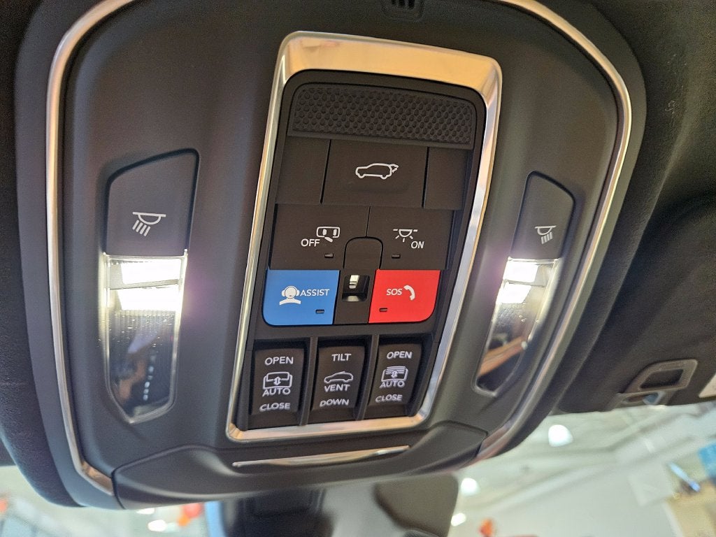 2027 Jeep Grand Cherokee GRAND CHEROKEE SUMMIT 4X4